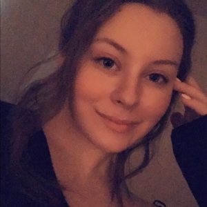 Meet your Posher, Kaylee